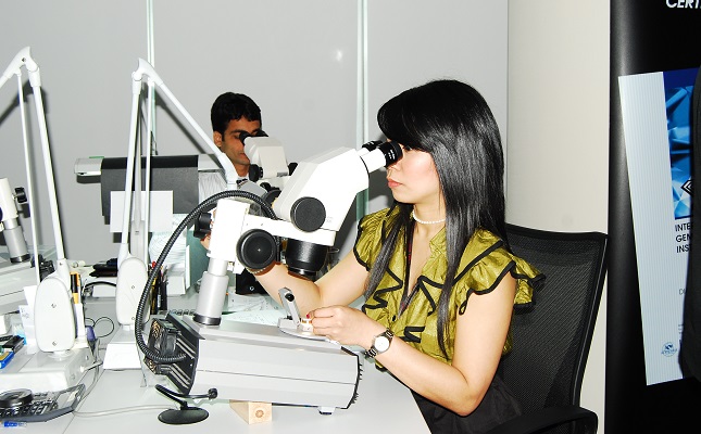 IGI to Host On Sight Diamond Lab at Dubai International Jewellery Week